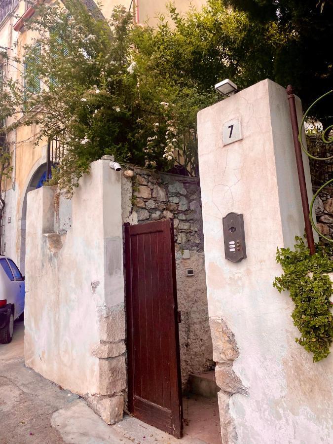 Charme House Taormina Exterior foto
